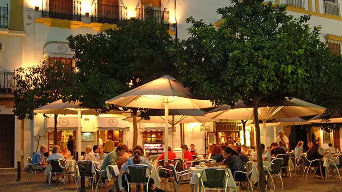 Casa Modesto Sevilla, Sevilla